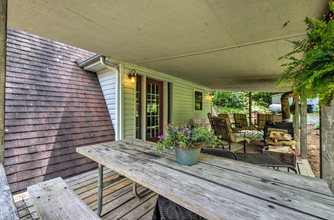 Serene Todd Getaway With Private Pond And Creek Views! المظهر الخارجي الصورة